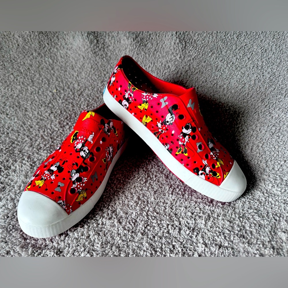 NATIVE Disney Slip on shoes
